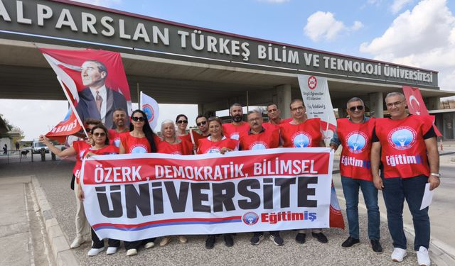 Eğitim-İş Adana 2 No’lu Şube Başkanı Sema Akgün: Üniversitelerimizi Kuşatan Karanlığa Teslim Olmayacağız