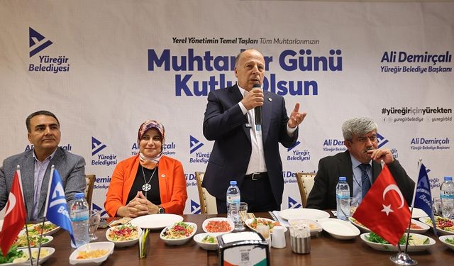 Başkan Ali Demirçalı Muhtarlarla Bir Araya Geldi