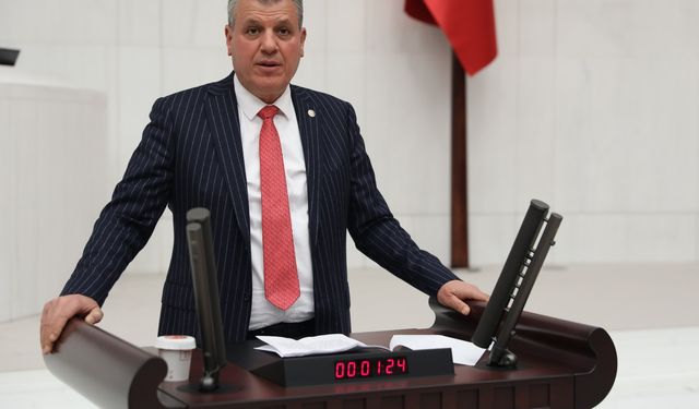 Ayhan Barut, Doğal alan ve milli parklara göz diktiler