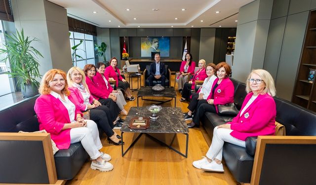 BAŞKAN SEÇER, ‘MELVIN JONES FELLAWSHIP DOSTLUK ÖDÜLÜ’NE LAYIK GÖRÜLDÜ