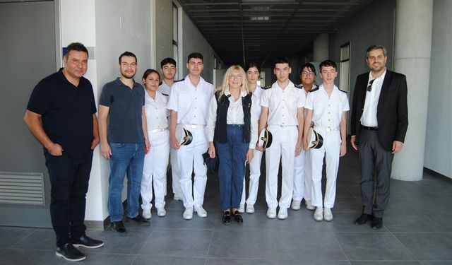 Mersinli Genç Denizciler Erasmus Stajı İçin İtalya Yolcusu