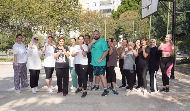 Çukurovalı kadınlar güne sporla başlıyor