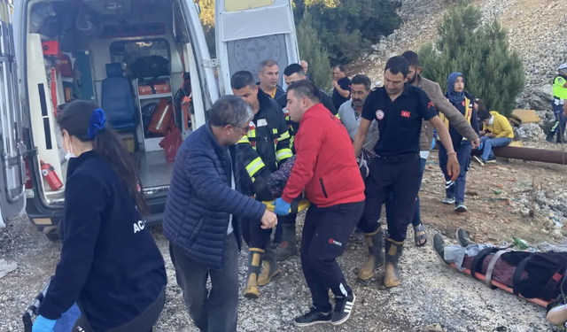 Mersin'de tarım işçilerini taşıyan minibüs devrildi: 5 ölü, 14 yaralı