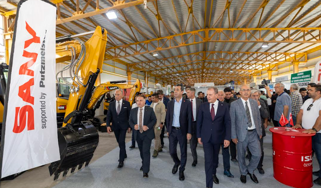 BAŞKAN SEÇER, ‘2. ANAMUR TARIM VE TROPİKAL ÜRÜNLER FUARI’NA KATILDI