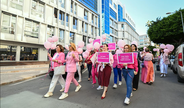 MERSİN BÜYÜKŞEHİR PERSONELİNE MEME KANSERİ FARKINDALIK ETKİNLİĞİ