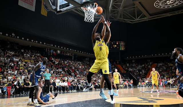 MSK 29 EKİM’DE TARİH YAZDI: 81-73