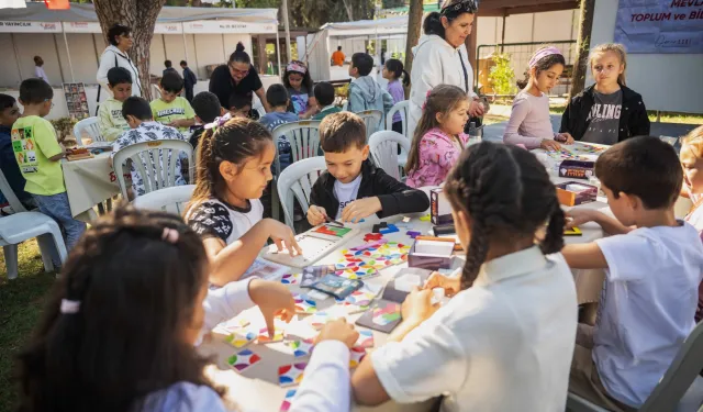 İzmir Bornova’da kitapların ışığında kültür şöleni