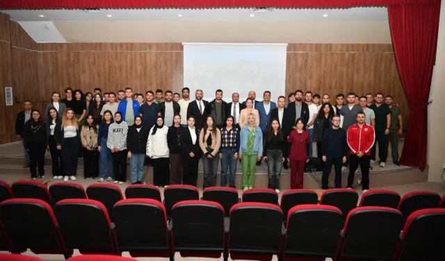 Kayseri Büyükşehir'den ERÜ öğrencilerine seminer