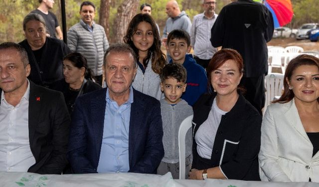 Vahap Seçer, “MERSİN’DE SOSYAL BARIŞ VAR”