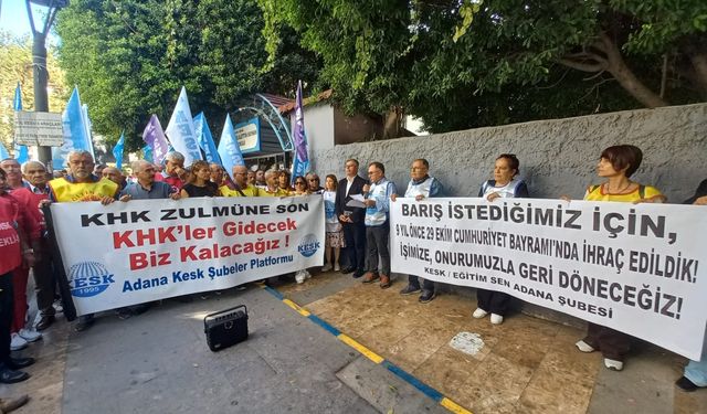 Adana'da 29 Ekim 2016'da Cumhuriyet Bayramında İhraç Edilen KESK'li KHK'liler Yürüdü