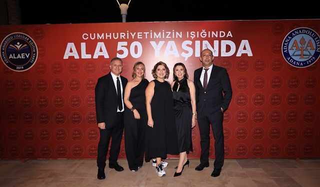 ALAEV’İN CUMHURİYET COŞKUSU