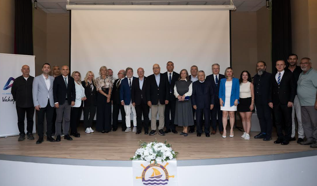 DENİZ KENTİ MERSİN’DE VİZYONEL BİR KONFERANS: 2. KENT VE DENİZCİLİK KONFERANSI DÜZENLENDİ