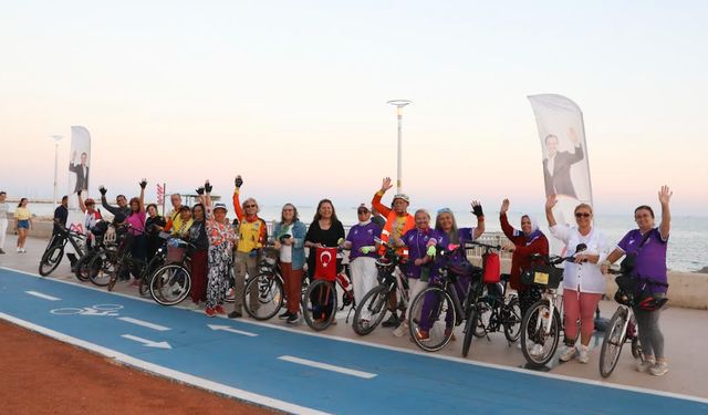 BÜYÜKŞEHİR, KADINLARA GÜVENLİ BİSİKLET SÜRMEYİ ÖĞRETİYOR