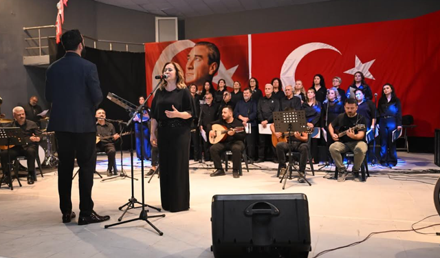 CUMHURİYET KOROSU’NDAN ATATÜRK’ÜN SEVDİĞİ ŞARKILAR KONSERİ