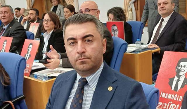 CHP’li Avşar; “Sokaklar suç mahalli oldu, Bakanlık CHP ile uğraşıyor”