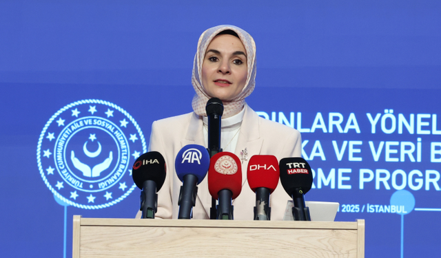 Bakan Göktaş: Kadınlar yapay zekâya dahil oldukça teknoloji daha adil olacak