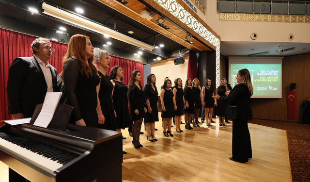 Yüreğir’de Öğretmenlere Anlamlı Gece