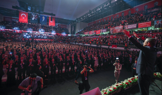 CHP Kurultayında Kimler Seçildi? PM, YDK ve BKSP’nin Tam Listesi ve Oy Sıralaması