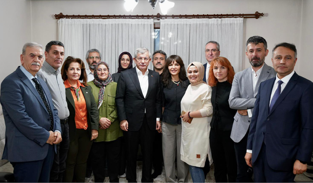 Davutoğlu: “KHK mağduriyetleri sürerken insan haklarından söz etmek mümkün değil”