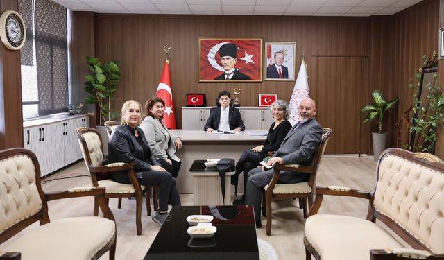 Eğitim Sen Mersin Şubesi’nden İl Milli Eğitim Müdürü Özdemirci’ye ziyaret: Kamusal, bilimsel ve eşitlikçi eğitim vurgusu