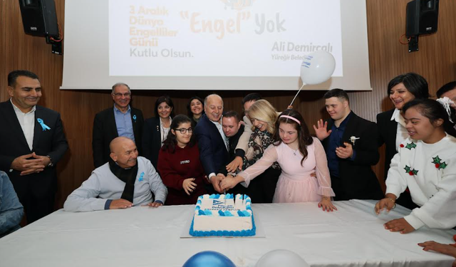 YÜREĞİR BELEDİYESİNDEN ENGELLİLER GÜNÜ FARKINDALIK ETKİNLİĞİ