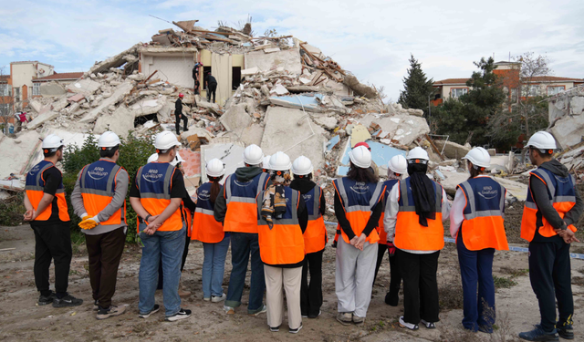 İstanbul Rumeli Üniversitesi Öğrencileri Destek AFAD Gönüllülüğü Eğitimi Aldı