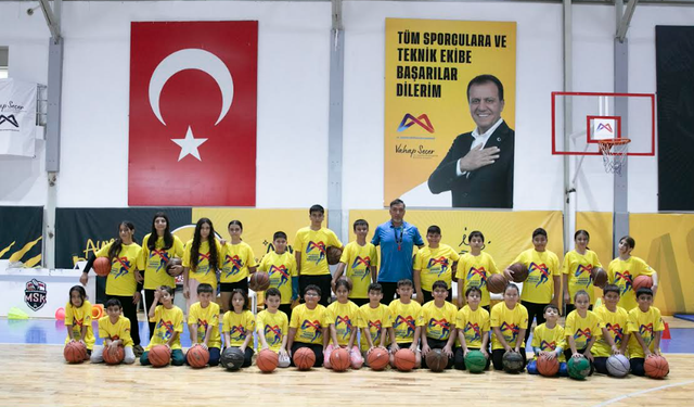 BÜYÜKŞEHİR BELEDİYESİ’NİN SPOR KURSLARI ÇOCUKLARA FIRSAT EŞİTLİĞİ SAĞLIYOR