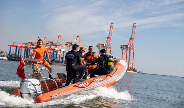 MERSİN BÜYÜKŞEHİR BELEDİYESİ ARAMA KURTARMA EKİPLERİ KESİNTİSİZ GÖREVDE