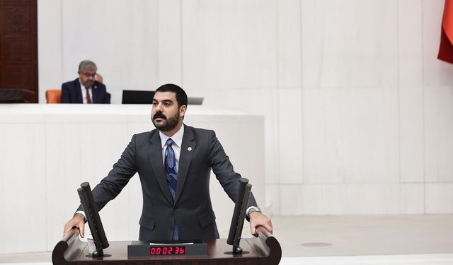 Ali Gökçek: Öğrenciler Yurt Bulamadığı İçin Eğitim Haklarından Vazgeçiyor