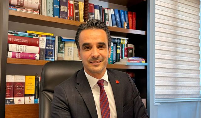 CHP Çukurova İlçe Başkanı Ümit Arif Özsoy, “Türkiye Karanlık Bir Tabloyla Karşı Karşıya”