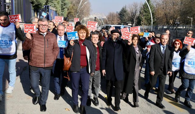 Meclis Önü Yasaklandı, İtiraz Bakanlık Önünde Yükseldi: KESK’ten 2026 Bütçesine Ret