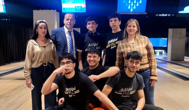 Bowlingde Adana’nın En İyisi Seyhan İstiklal Anadolu Lisesi