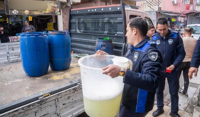 Seyhan’da "Merdiven Altı" Üretime Geçit Yok: Tonlarca Sahte Şampuan ve Deterjan Ele Geçirildi