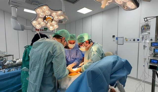 Gaziantep Üniversitesi’nde 1.071’inci Böbrek Nakli Gerçekleştirildi
