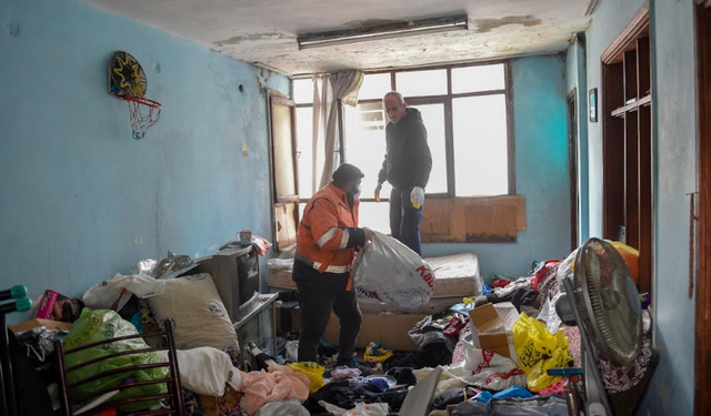 SEYHAN’DA “ÇÖP EV” OPERASYONU