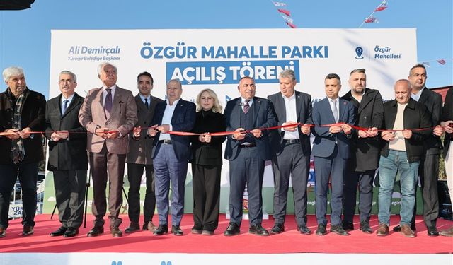 Yüreğir Belediyesi Özgür Mahalle Parkı Törenle Açıldı
