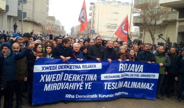 Suruç’ta Kobani Yürüyüşüne Sert Polis Müdahalesi: Gaz, Plastik Mermi, TOMA