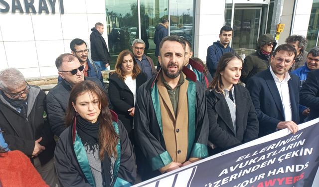 Adana Adliyesi Önünde Ortak Çağrı: “Avukat Musa Bendaş Derhal Serbest Bırakılsın”