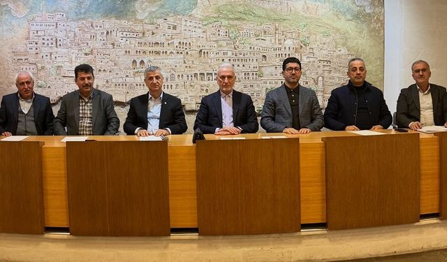 ADANA MARDAV’dan  1200 Öğrenciye Burs