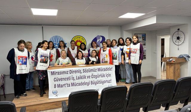 KESK Adana Kadın Meclisi 8 Mart Sürecini Başlattı: “Yoksulluğa ve Şiddete Karşı Barış ve Özgürlük İçin Alanlardayız”