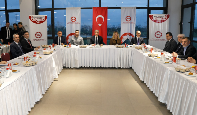 AK Parti Adana İl Başkanı Tamer Dağlı, ATÜ’nün İftar Programına Katıldı