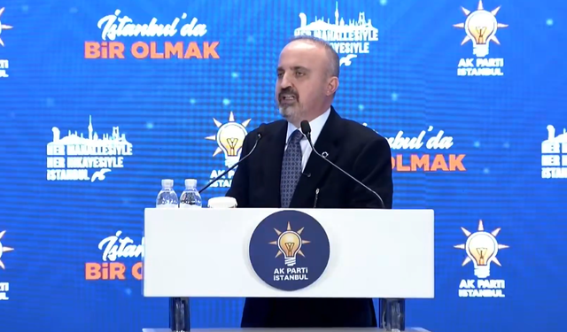 Ak Partili Bülent Turan’dan salonu ayağa kaldıran özeleştiri: “İl başkanının kardeşi il müdürü olmaz”