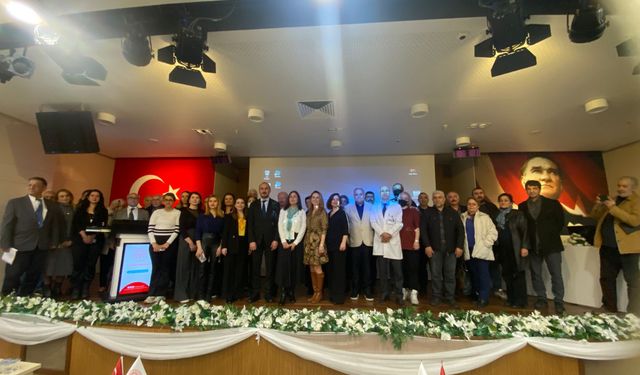 ADANA’DA “RADYOTERAPİ VE BESLENME” HASTA OKULU YOĞUN İLGİ GÖRDÜ