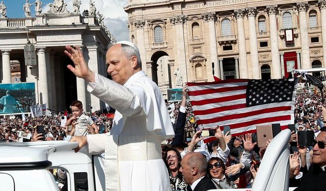 Papa 14. Leo’dan Orta Doğu için Ateşkes Çağrısı
