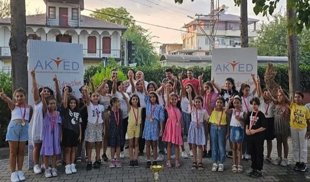 Eğitimde Tasarruf Olmaz: Güney Adana’nın Sesi Duyulmalı