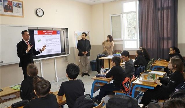İMO Adana Şubesi, Ortaokulda Temel Afet Bilinci Eğitimi Düzenledi