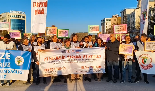 Hekimlerin Ankara’ya “Beyaz Yürüyüşü” Diyarbakır’dan başladı