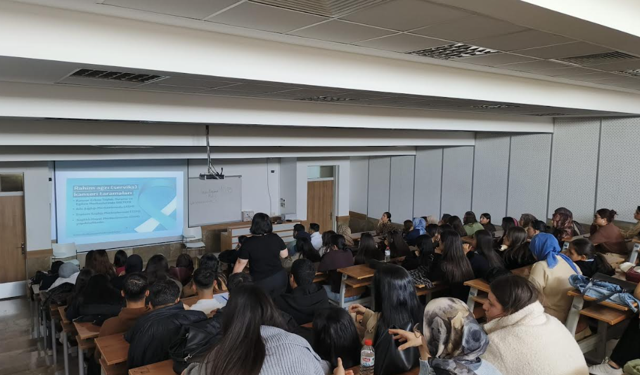 Çukurova Üniversitesi Abdi Sütcü Sağlık Hizmetleri MYO’da HPV Farkındalığı Semineri Düzenlendi