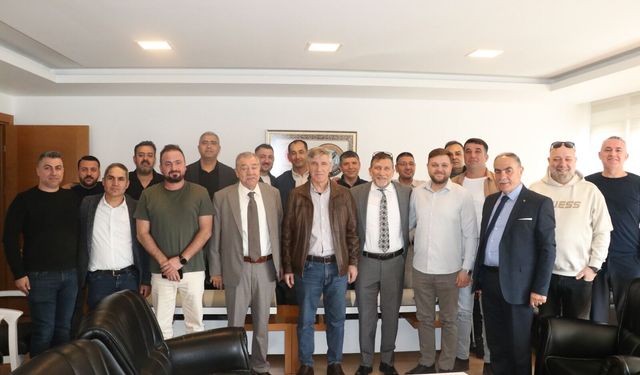 Petrol-İş Genel Başkanı Süleyman Akyüz, "Tek çare sendikalaşmak!"