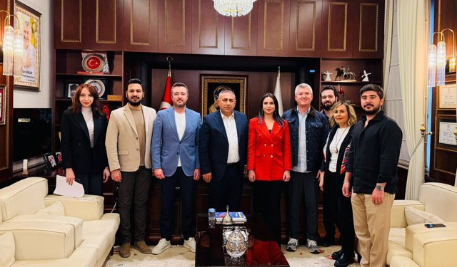 TMMOB Mimarlar Odası Adana Şubesi’nden Adana Büyükşehir Belediyesi’ne ziyaret…